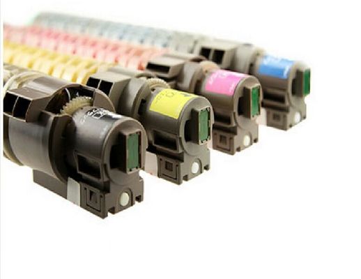 Cartuccia toner Ricoh progettata per stampanti SPC810 811, che offre piena capacità di toner e chip con materie prime di grado AAA