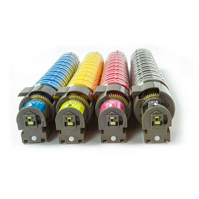 Ricoh Toner Cartridge progettato per le fotocopiatrici Ricoh MP C4501 5501 che offrono una resa di pagina e prestazioni di stampa costanti